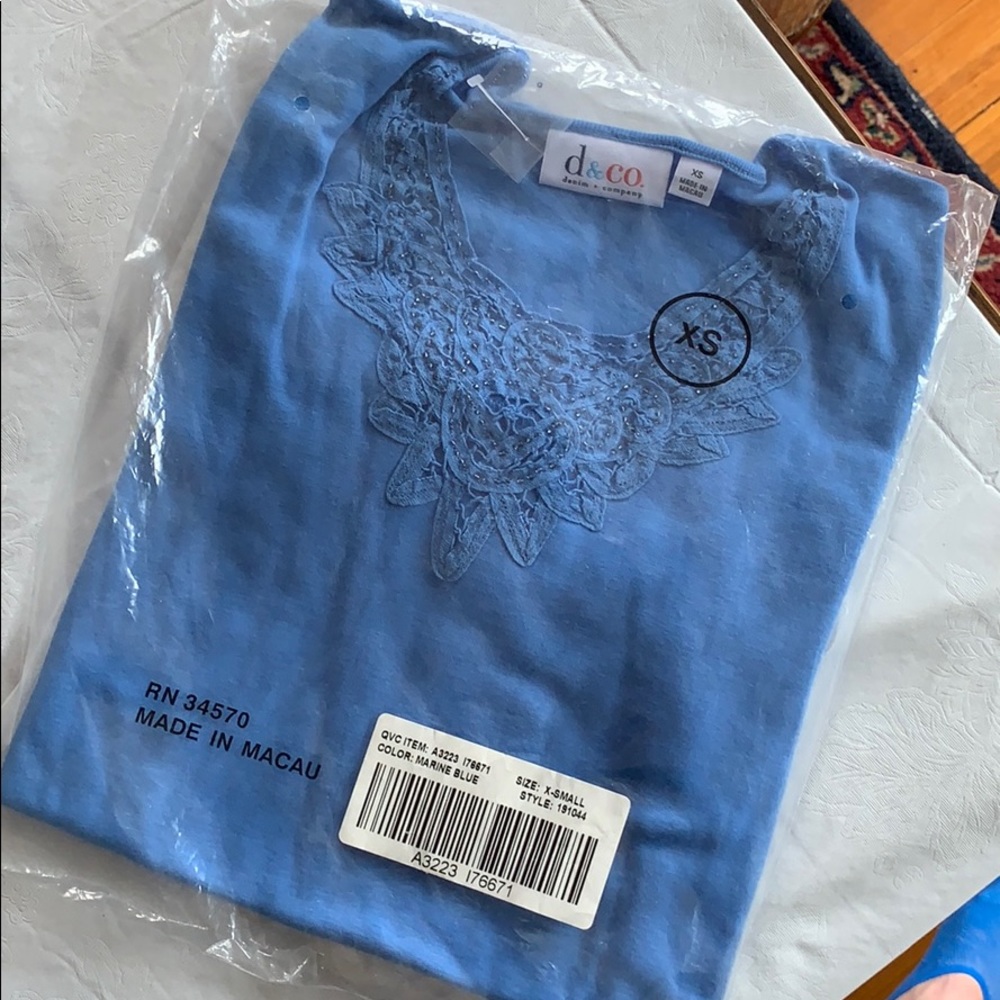A5. Denim&Co Marine Blue Top
